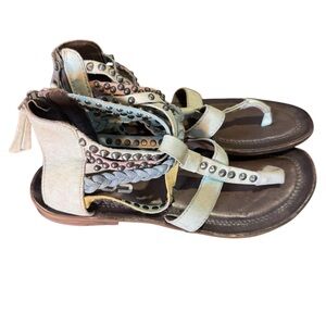 MJUS Leather Flat Strappy Sandals Gladiator Greek Studs Edgy Summer Zipper 6.5